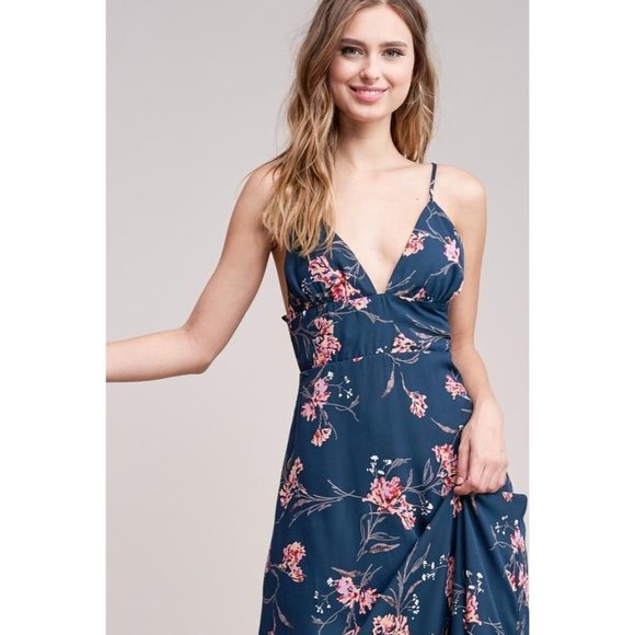 No Rest for Briget Arrays Slip Dress M Blue Floral Midi Lined NWT Discontinued - Picture 3 of 16